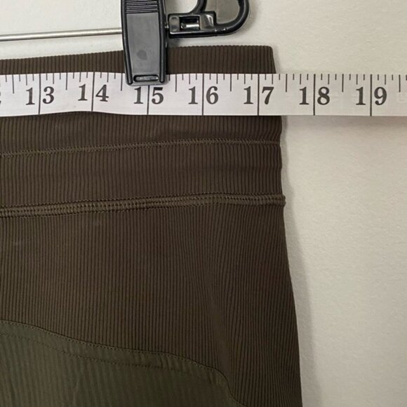 Lululemon Olive Green Dance Studio Pants No Size Tag Waist 34” Size 14-16 EUC - Picture 4 of 4